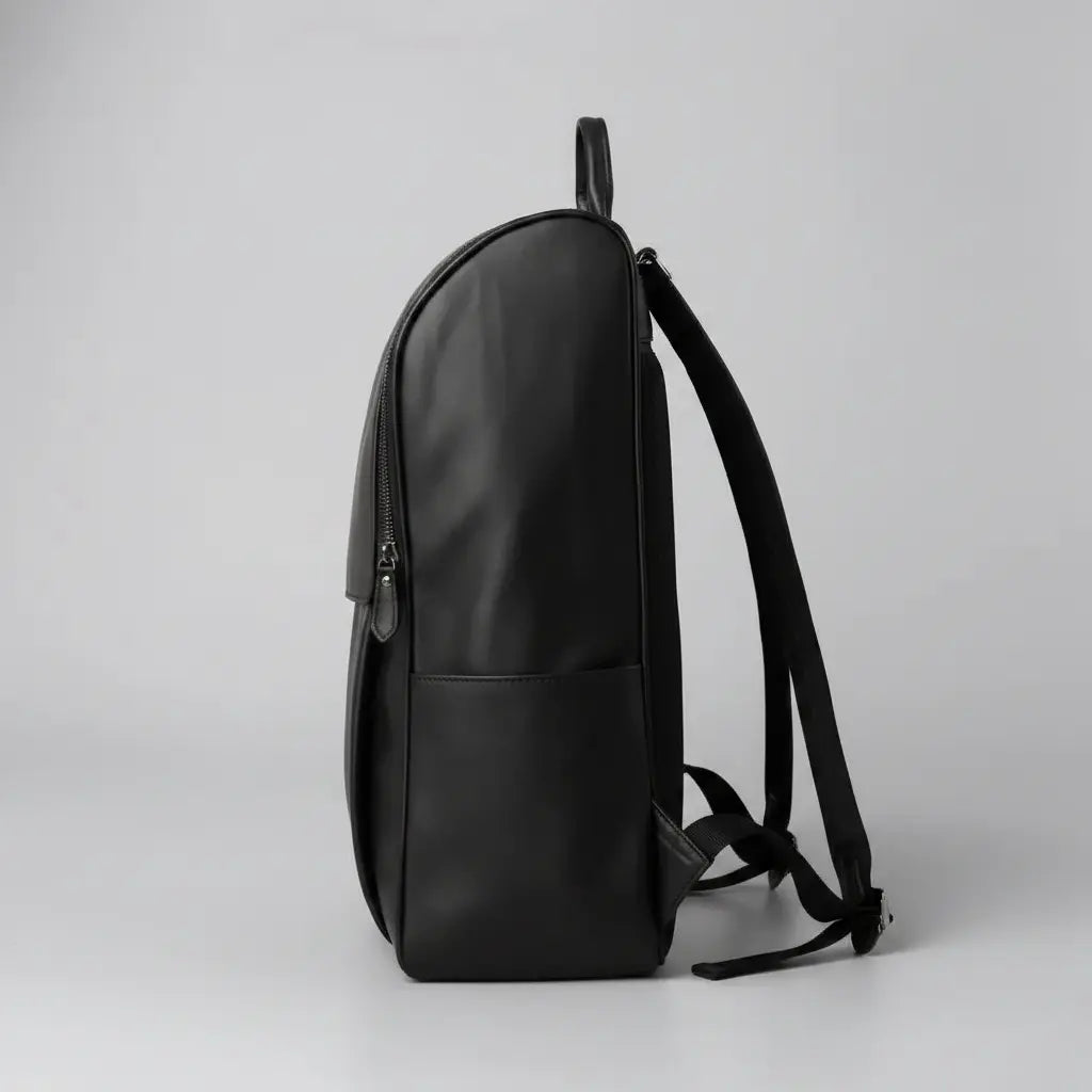 Sac à dos cuir homme moderne Noir en vue latérale de profil